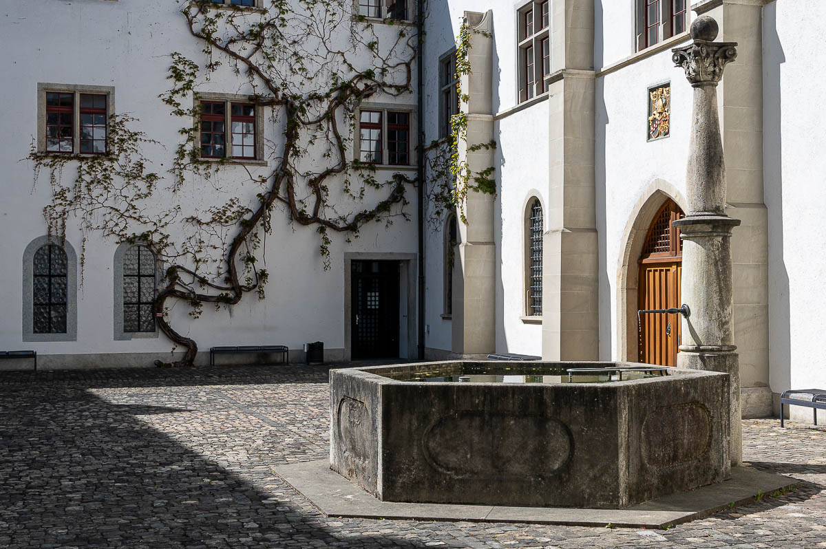HJK_32257_20200415_134747 Kloster Wettingen Innenhof